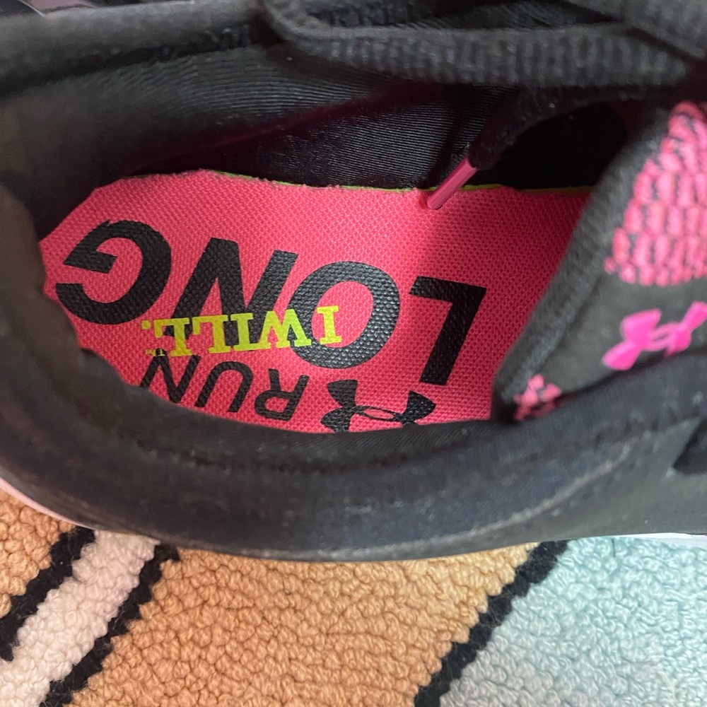 Under Armor Shoes - image 3